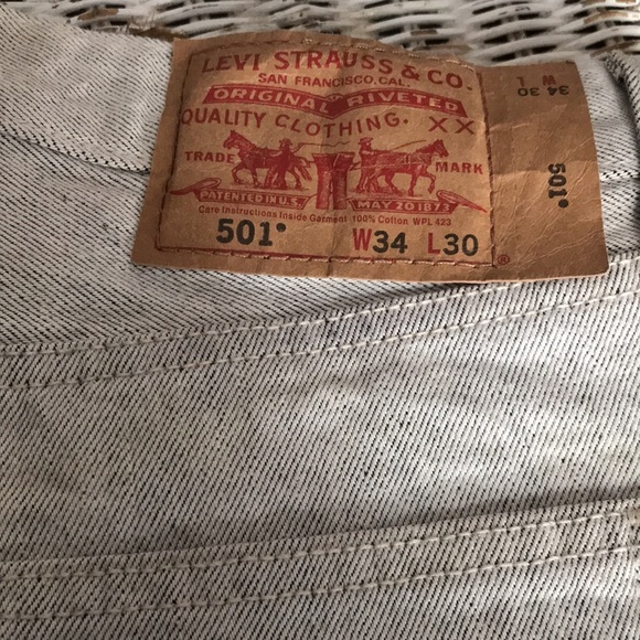 🚨B2G1 🎉HP🎉LEVI’S 501 Blue & White 34x30 501 Jeans - Picture 2 of 3